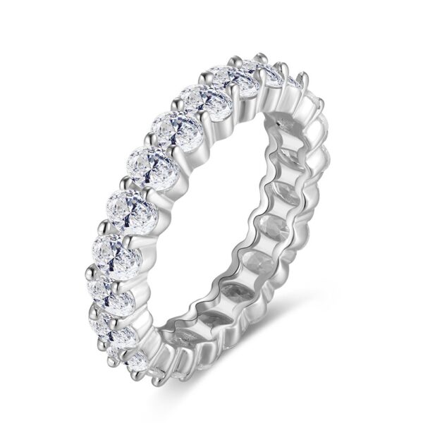 Silver ring with CZ diamonds Size 6