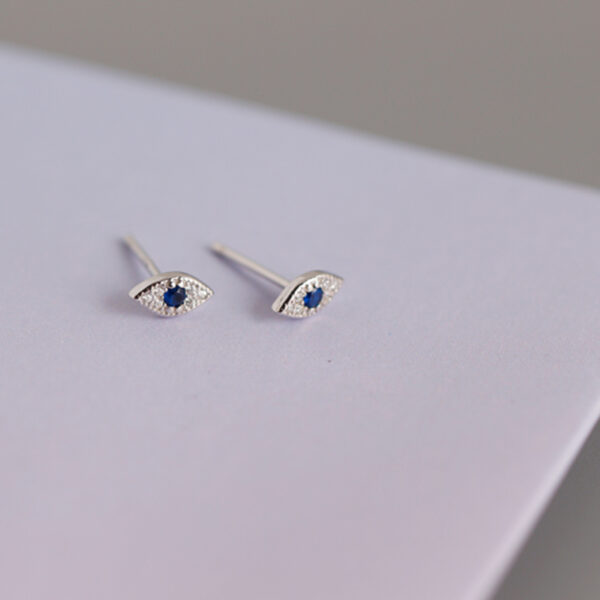 925 Sterling Silver stud Earrings with blue stone for her - Image 2