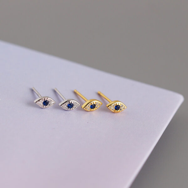 925 Sterling Silver stud Earrings with blue stone for her - Image 5