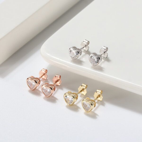 925 Sterling Silver Stud Earrings heart shaped 6 mm - Image 3