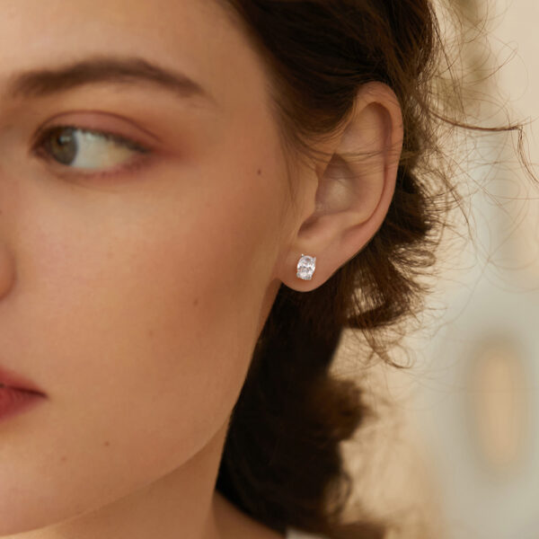 Sterling Silver Stud Earrings with premium 6mm stones for her - Image 4