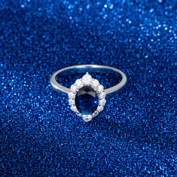 925 Sterling Silver womens ring with Sapphire Size 8 - Image 5