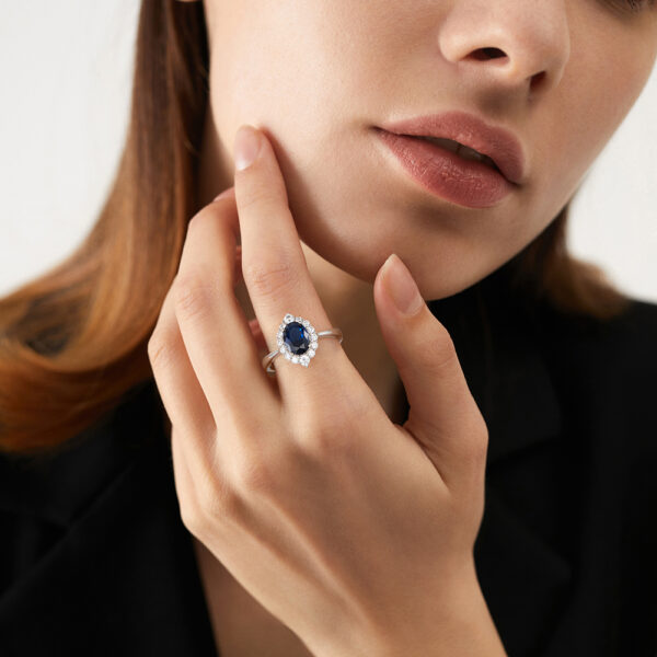 925 Sterling Silver womens ring with Sapphire Size 8 - Image 3