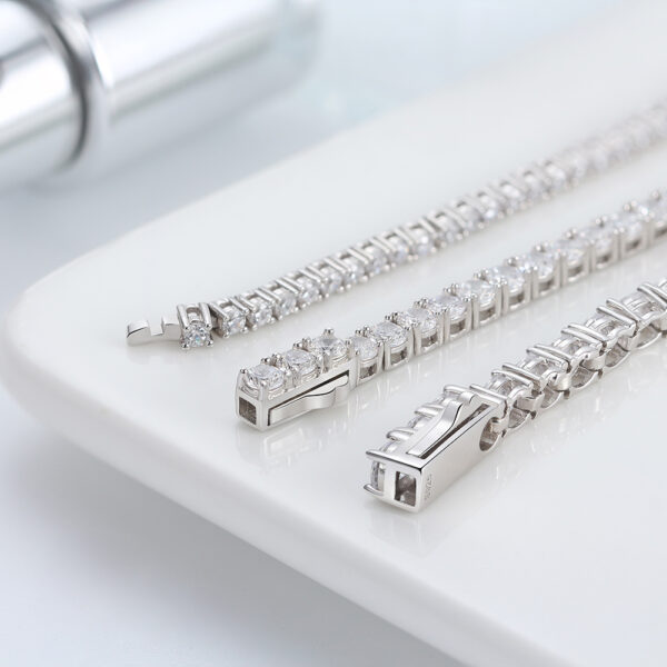 Stunning 925 Sterling Silver Tennis chain Bracelet 7.5" 4 mm - Image 2