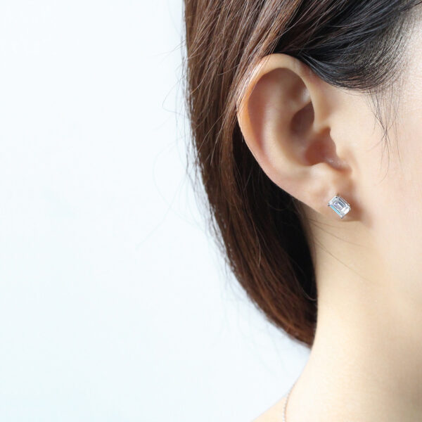 925 Sterling Silver Stud Earrings with stone 4 mm - Image 5