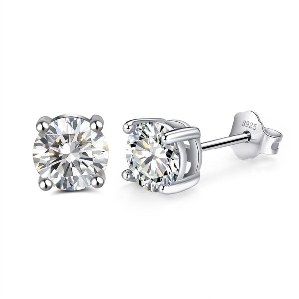 925 Sterling Silver Stud Earrings with clear stones