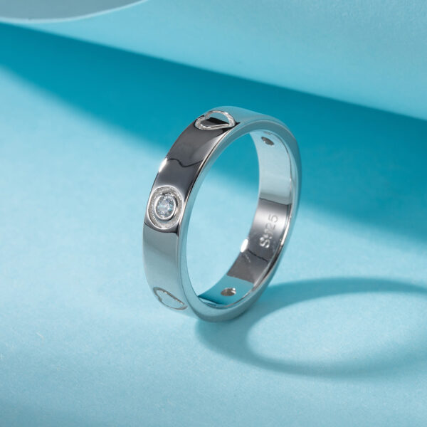 925 Sterling Silver ring for her with heart Size 8 - Image 2